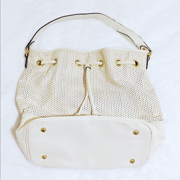 VTG: Ivory Drawstring Shoulder Purse w/Dainty Cutouts: DIY Repurposing Project - Picture 10 of 16
